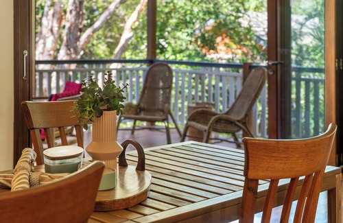 Ocean Shores House | Absolute River Front & Views - Close to beach and shops