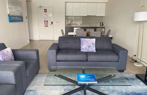 East Trinity Apartment | Absolute Waterfront Apartment