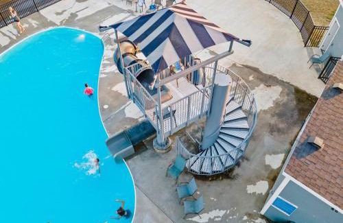 Hollister House | Absolutely Shore