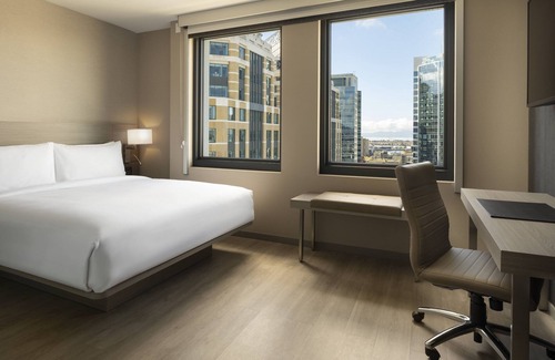 Uptown Oakland Hotel | AC Hotel by Marriott Oakland Downtown