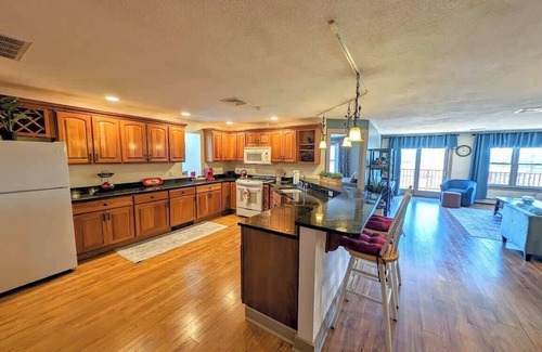 Trenton Apartment | Acadia Luxury Penthouse Suite