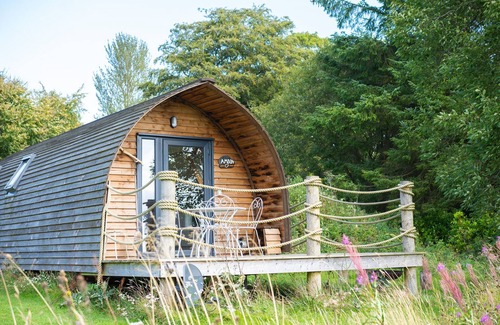 Leven Cabin | Accessible Ensuite Heated Wooden Cabin
