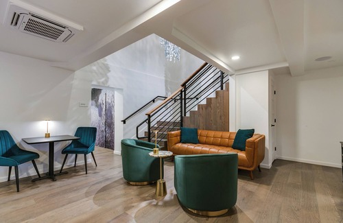 San Angelo Hotel | Accessible Queen Room with Modern Comforts – Ideal for Relaxing Getaways!
