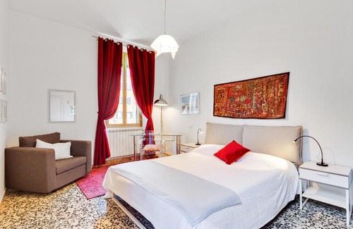 Dorsoduro Apartment | Accogliente appartamento a Dorsoduro con GIARDINO!