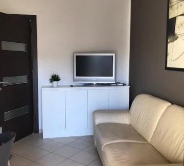 Mirafiori Apartment | Accogliente e moderno trilocale