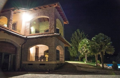 Canelli Apartment | Accommodation 'THE OLD BARN'