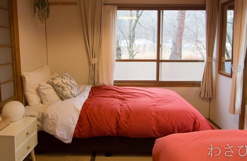 Hokujo Ski Chalet | Across from Hakuba 47 Gondola w/ Mountain Views