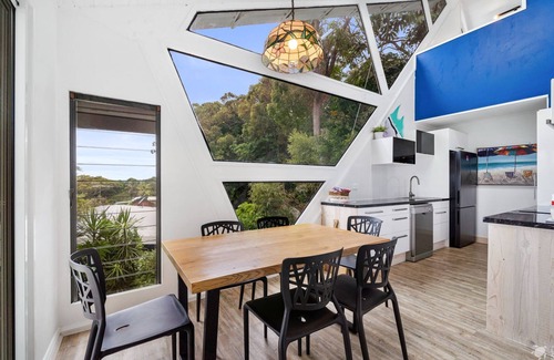 Point Lookout House | Adder View by Discover Stradbroke - close to Home Beach & Adder Rock