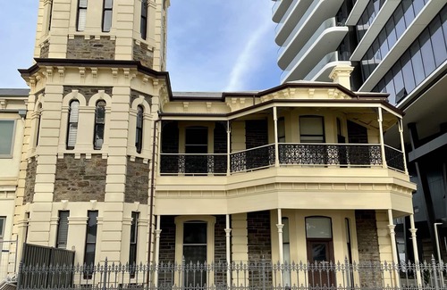 Glenelg Apartment | Adelaide's Seaside Location - Glenelg Beach: Seafield Apartment No. 3, First-floor