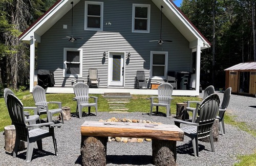 Woodgate House | Adirondack Home within walking distance to White Lake