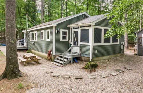 Moultonborough Cottage | Adirondack inspired cottage with access to association beach on Lake Winni
