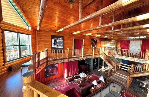 Town of Chesterfield Ski Chalet | Adirondacks Love - 33 acres with LAKE VIEW