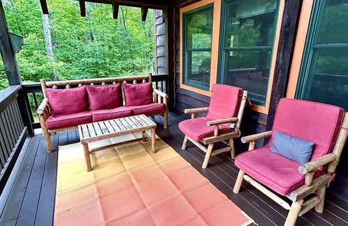 Jay Cabin | ADK Cabin | River Access | Hot Tub | Dog Friendly