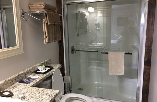 Twillingate Bed & Breakfast | Admirals Bed and Breakfast