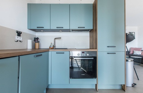 Cannes City Centre Apartment | Admire Panoramic Ocean Views Thru Walls of Windows