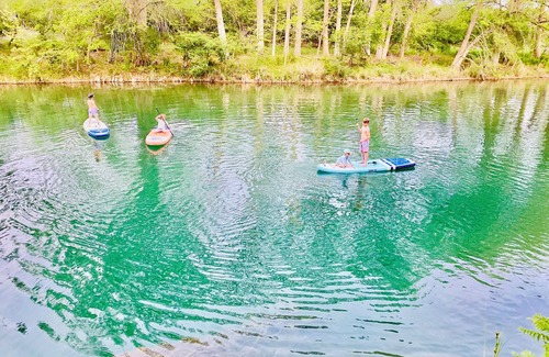 Concan Cabin | Adorable cabin STEPS away From the Crystal Clear Frio River - Terrace #3