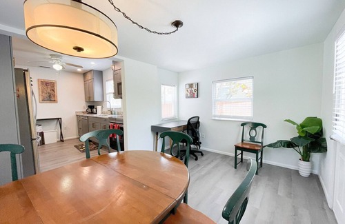 United Central House | Adorable Compound for 10 - including main house and 2 private studios