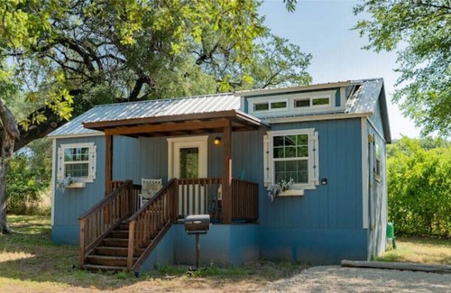 Granbury Cottage | Adorable Cottage on 4 Acres near Downtown Granbury
