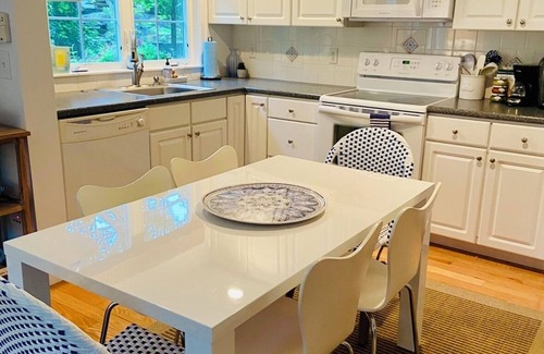 Ogunquit House | Adorable Home in the Heart of Ogunquit. Walk to town, beach, and Perkins Cove!