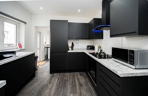 Glyncorrwg House | Adorable House: Afan Forest Park - STAE-Homes