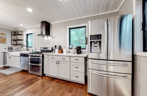 Twin Mountain House | Adorable mountain escape with firepit, wraparound deck, fast WiFi, & gas grill