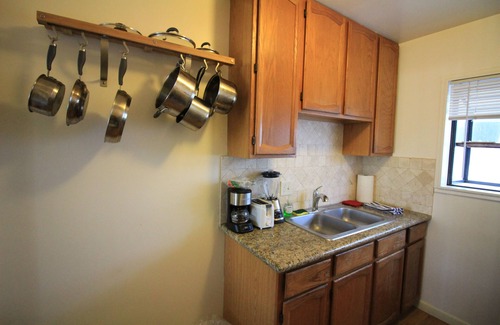 South Mission Beach Apartment | Adorable South Mission Studio-Steps to Ocean & Bay, Walk 5min to Belmont Park6