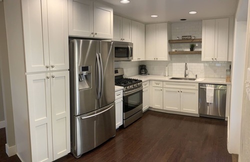 Allandale House | Adorable spacious 1300 sq ft, 2 BR home with huge fenced yard, great location