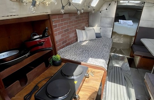 Marina del Rey Boat Rental | Adventure Boat