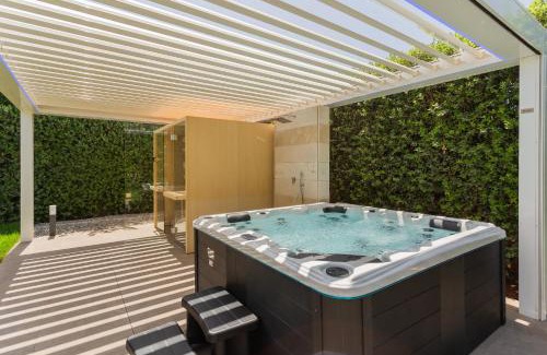 Polignano a Mare Villa | Affittacamere Incanto nel Verde by Wonderful Italy