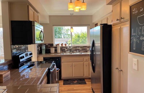 Santa Barbara Condo | Affordable, Charming 2-bed/2-bath Condo in Lovely Santa Barbara