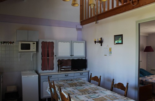 Le Perrier House | Agapanthe: Beautiful quiet residence relaxing neighborhood near the sea