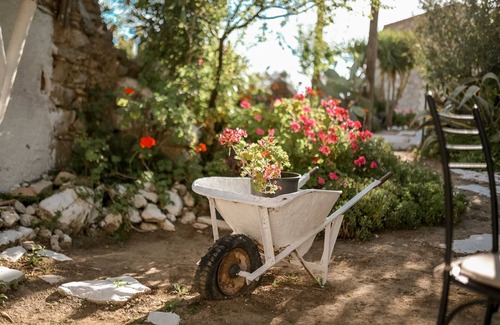 Malaxa House | Agapi's Charming Retreat - Rustic Escape By Chania