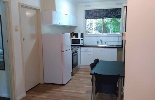 Bright Apartment | Ageri Pet Friendly Holiday Unit