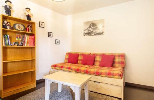 Luz-Saint-Sauveur Apartment | Agréable T2 Cabine avec Piscine, Balcon et WiFi à Luz-Saint-Sauveur - FR-1-402-116