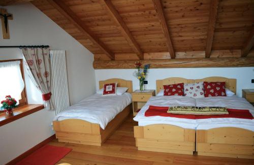 Primiero San Martino di Castrozza House | Agritur Dalaip dei Pape