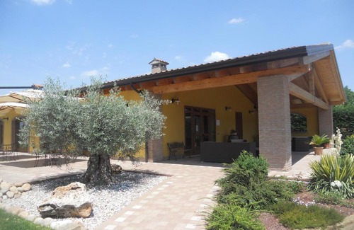 Sud-Ovest House | Agriturismo Le Case Di Campagna