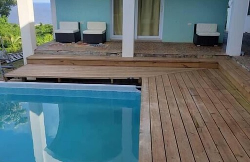Boston Bay Apartment | Ahh! (Pool/Ocean View Room w/Private Bath)