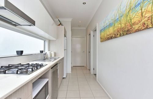 Caves Beach Villa | Ahoy Villa at Caves Beach Villas