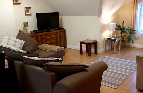 Carrickfergus Apartment | Ahoy2 Apartment Carrickfergus Super-comfy with Sea-views!