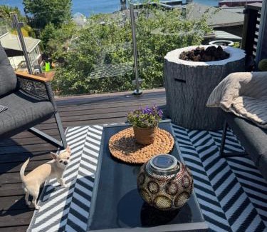 Kristiansand Apartment | Aid og Svein’ s sentrumsnære panorama hjem