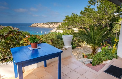 Cala Vadella Villa | Air Conditioned Holiday Home with Sea View near Cala Vadella, Wi-Fi