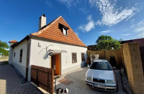 Cesky Krumlov Villa | Air-conditioned villa with 2 bedrooms and 2 bathrooms.