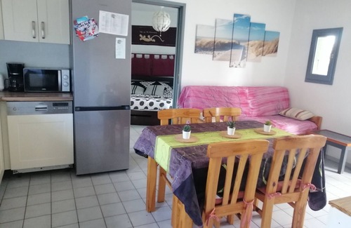 Le Barcares House | Air-conditioned fisherman's farmhouse with private wifi