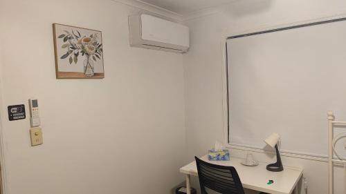 Rochedale South House | Air-conditioned Quiet Stay in Rochedale South