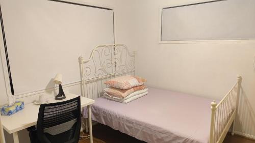 Rochedale South House | Air-conditioned Quiet Stay in Rochedale South