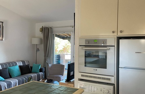 Santa Giulia House | air-conditioned villa, WiFi, terrace panoramic view over the bay of santa guilia