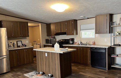 Waynoka House | Air Luxe - Located on the sand trail. 4 Bed 2 Bath