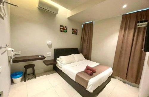 Air Puteh House | Air Putih Guest House Private Room with Toilet