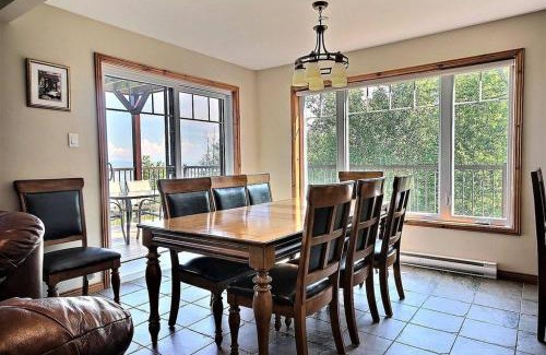 Petite-Riviere-Saint-Francois House | Aires du Massif - Aquilon et Sirocco vacances et SPA