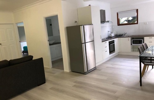 Cannonvale Apartment | Airlie Getaway Unit 3